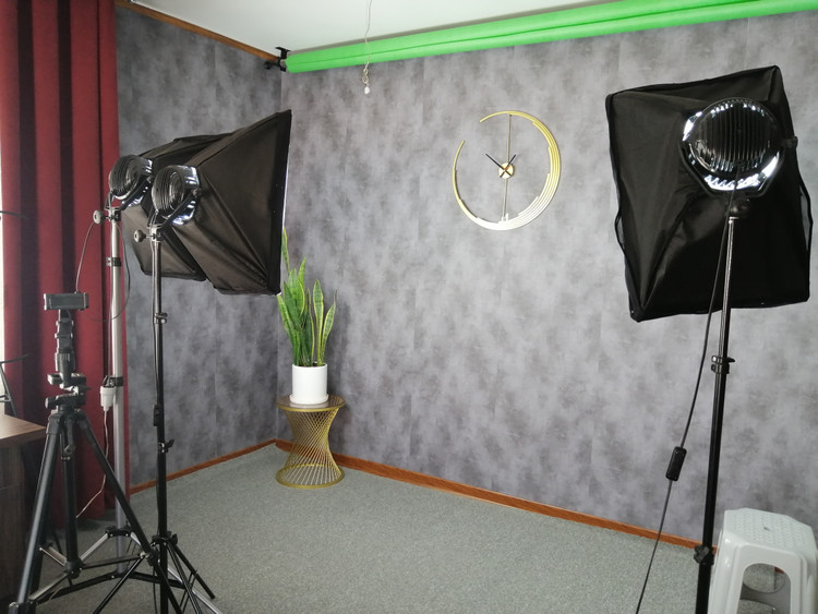 ساعت دیواری مدرن کد H/150