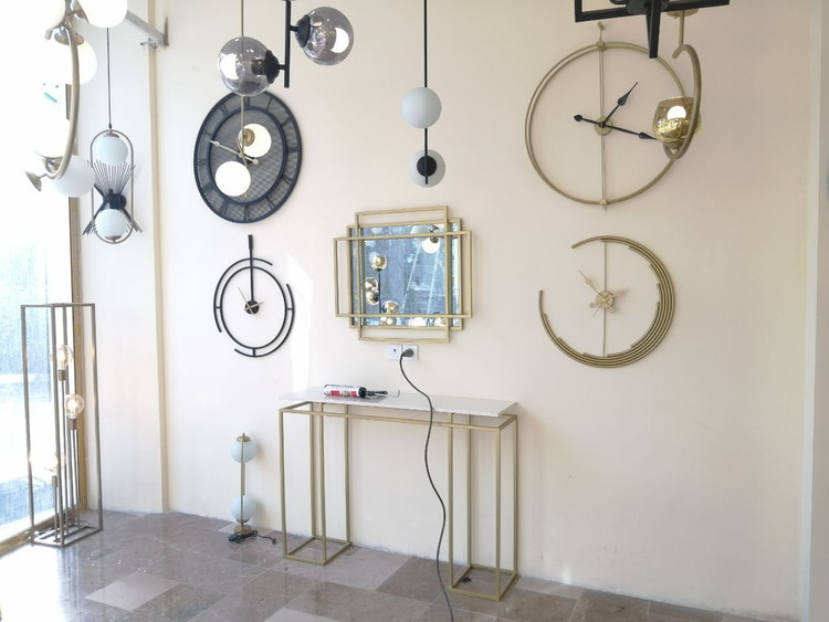 کنسول مدرن فلزی کد M/137