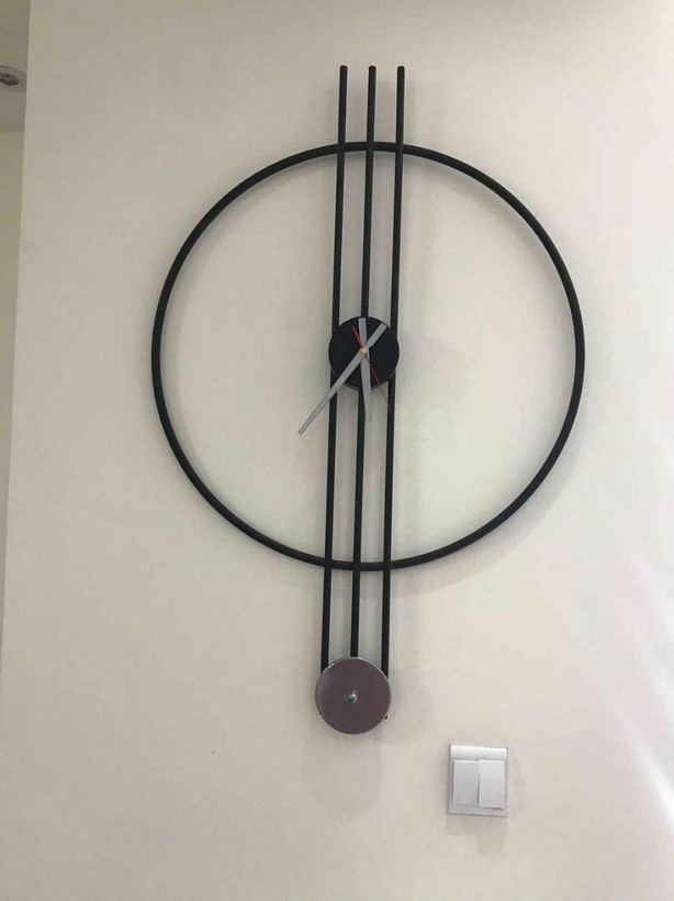 ساعت دیواری مدرن کد H/107 دارای موتور آرام گرد