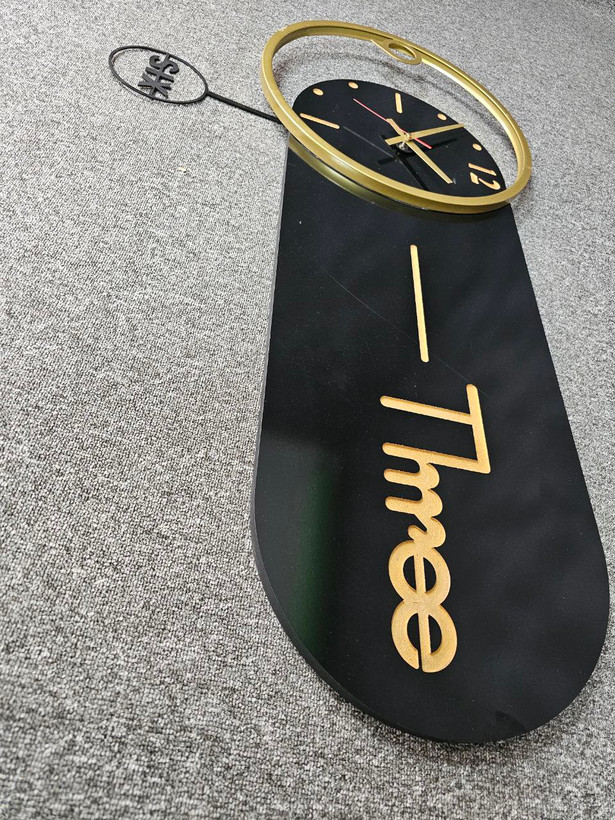 ساعت دیواری فلز وچوب کد H/528